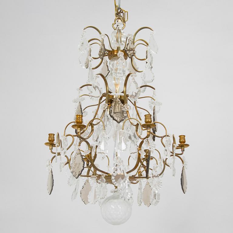 Kattokruunu, 1900-luvun puoliväli.