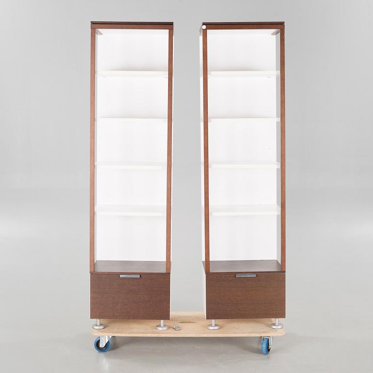 A pair of 21th century shelfs, probably by Ligne Roset.