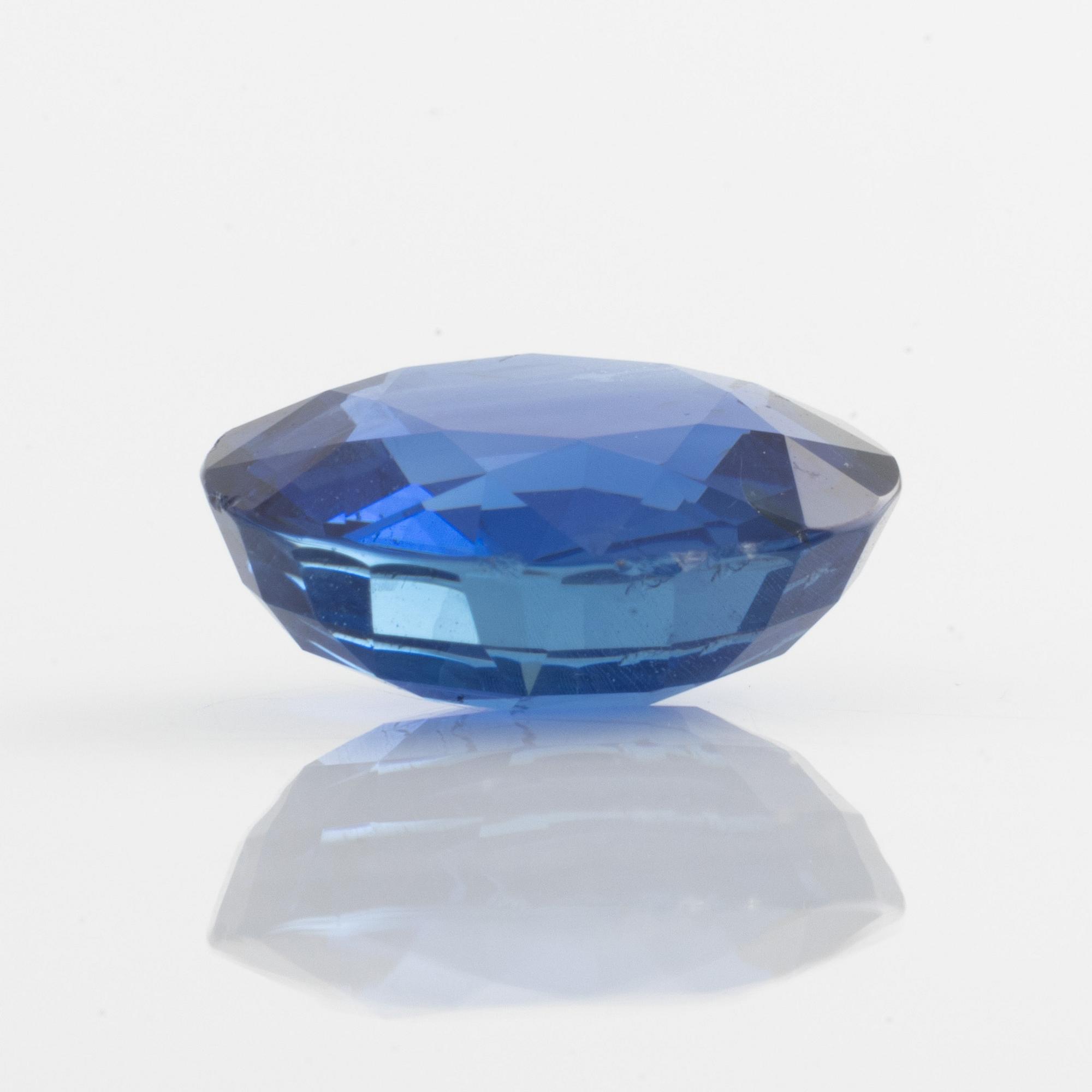 A loose sapphire.