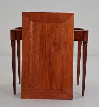 SPELBORD, sengustavianskt, 1800-tal.