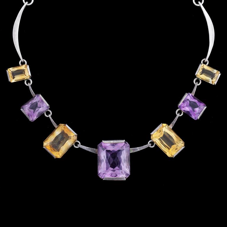 COLLIER samt ARMRING, silver, Stigbert, Engelbert Heribert, Stockholm 1960 resp 1961. Tot vikt ca 69,7g.