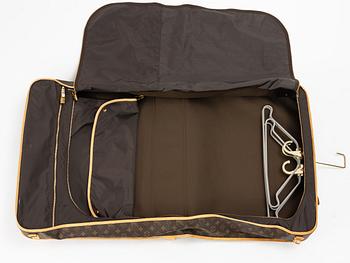 Louis Vuitton, travel wardrobe "Garment cloth 24h bag".