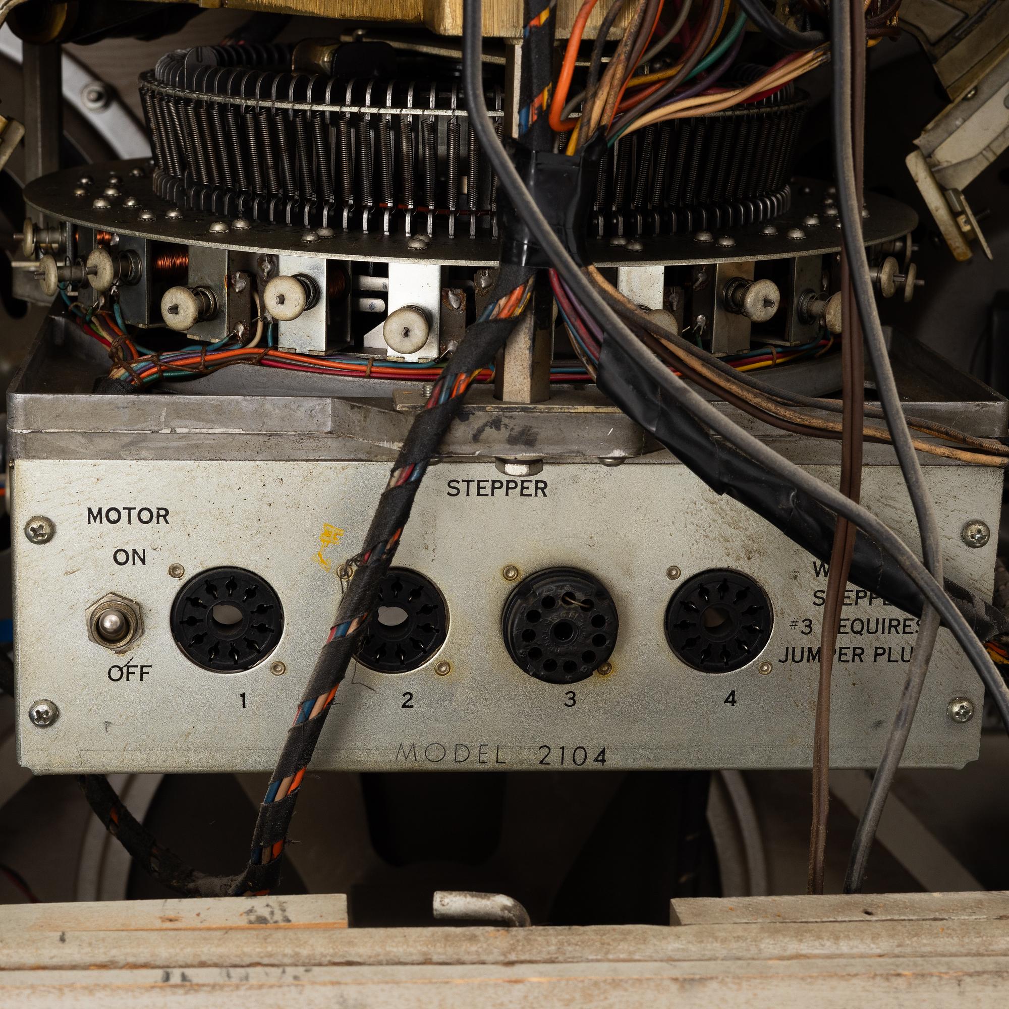 Jukebox, Wurlitzer, modell 2104, Rudolph Wurlitzer Company, North Tonawanda, New York, USA, 1957.
