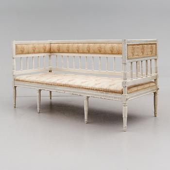 SOFFA, sengustaviansk, omkring år 1800.