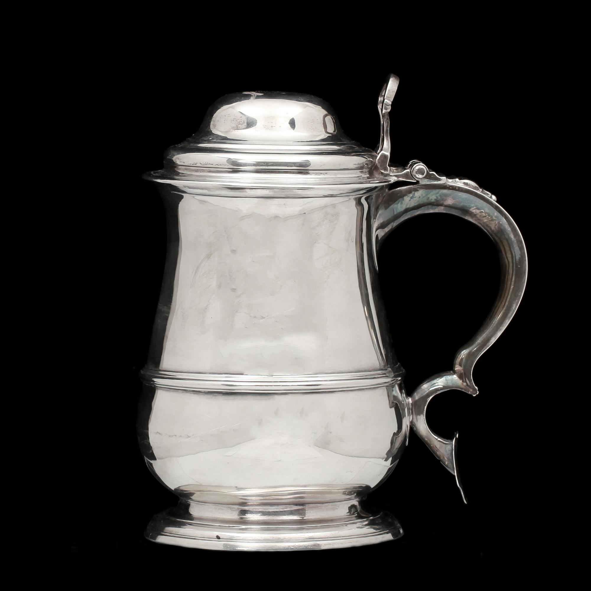 DRYCKESKANNA, silver, trol Richard Bayley, London 1742-43. 1300 g.