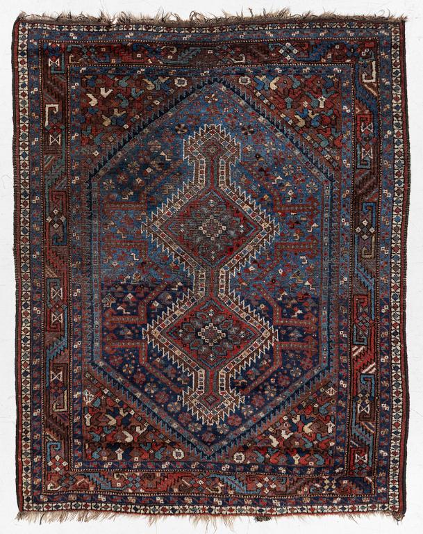 A Khamse rug, ca 190 x 150 cm.