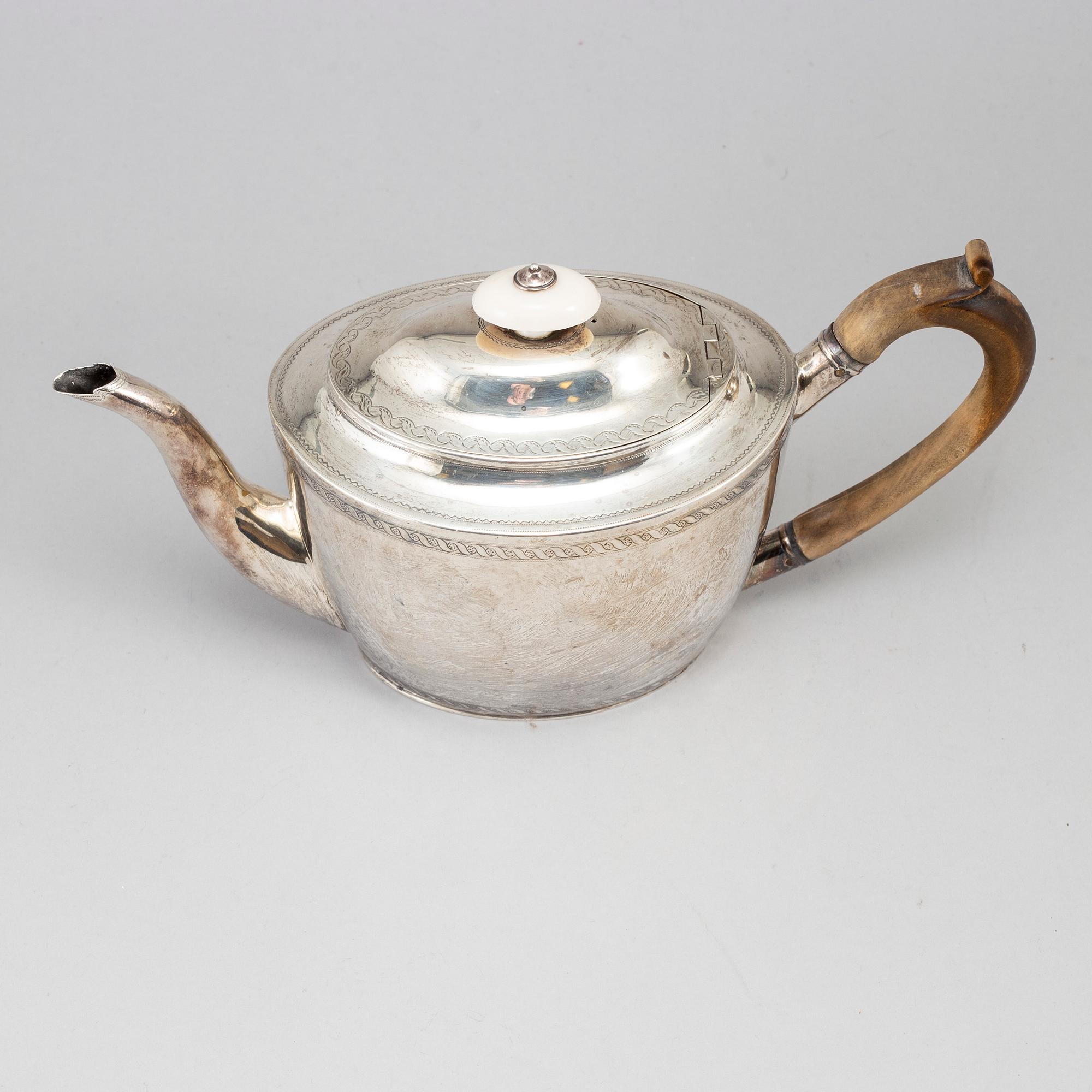 A Georgian silver teapot, London, England, 1799.