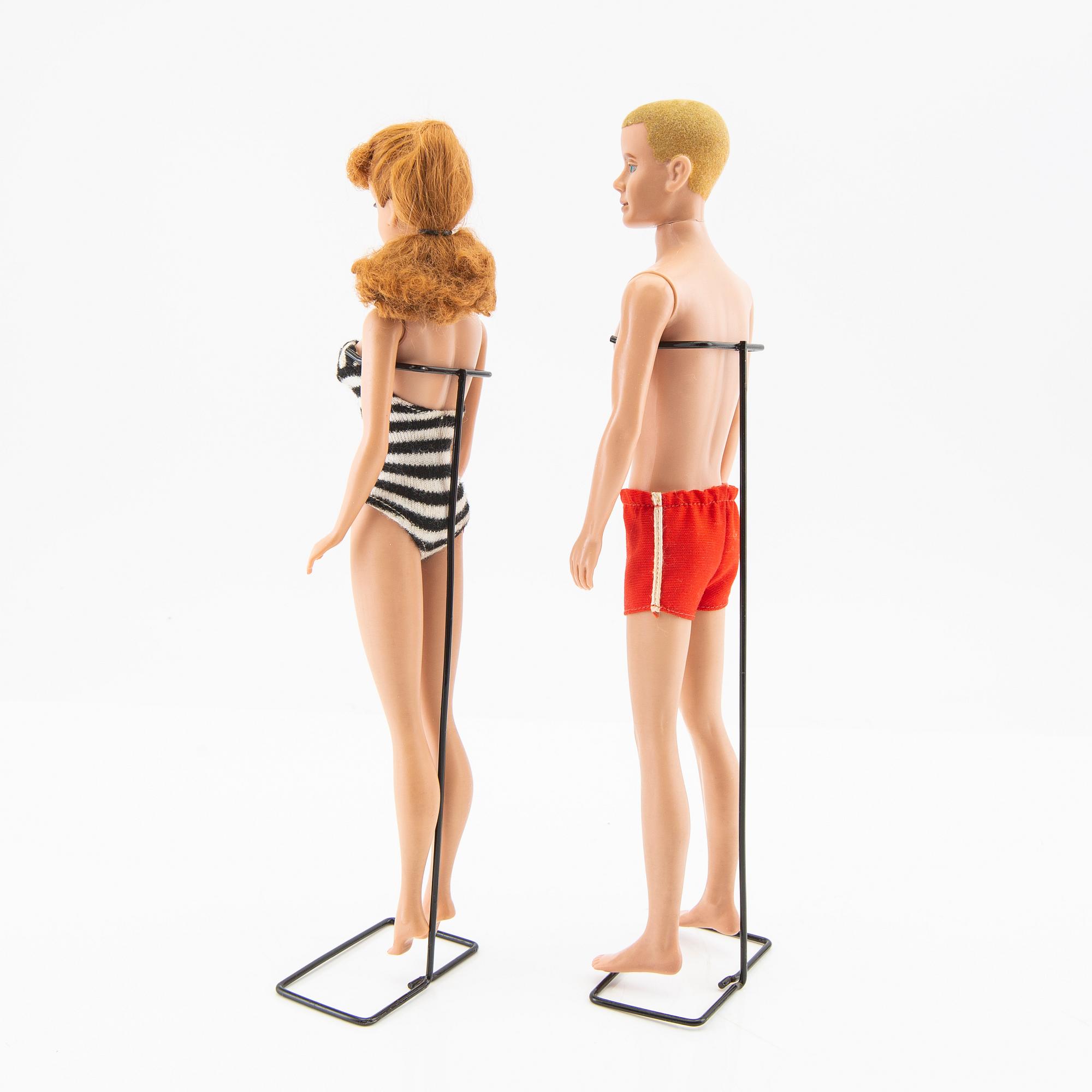 Barbie och Ken, dockor 2 st. samt kläder, vintage, "Nr. 5 Ponytail", Mattel 1961, "Ken" Mattel 1961.