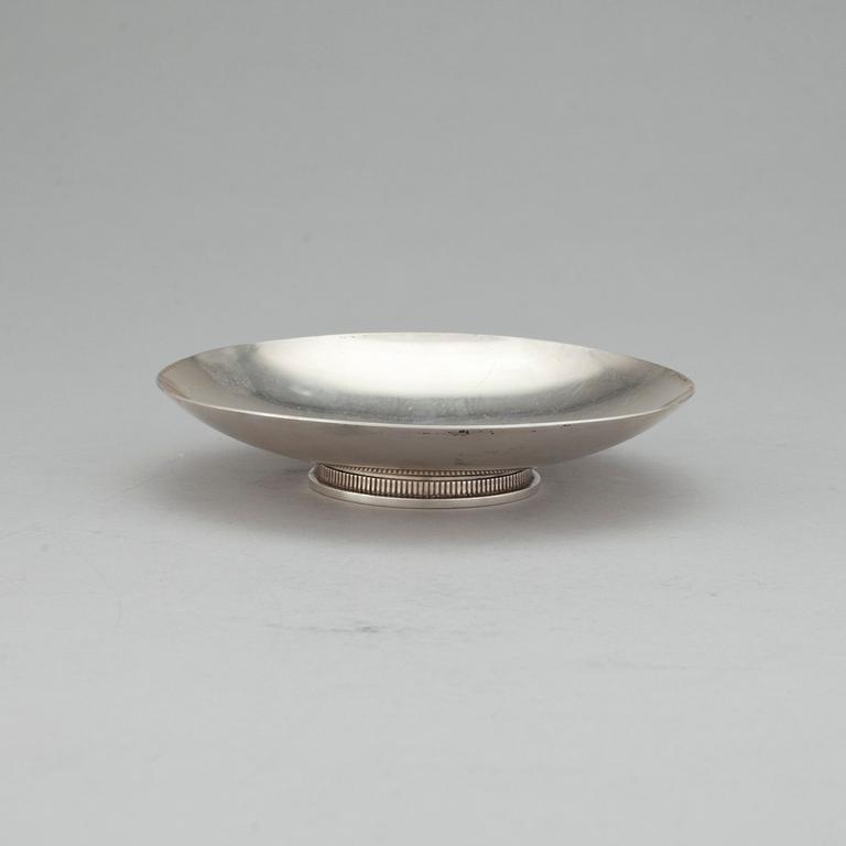 FAT, silver, Atelier Borgila, Stockholm 1951. Vikt ca 143 gram.