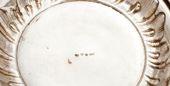 VAS, silver, svenska stämplar EJ 1910. Vikt 560 g.