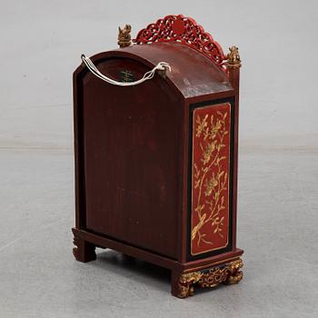 A chinese display cabinet, early 20th Century.