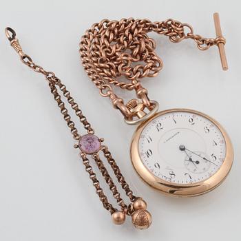 FICKUR, 14K respektive klockkedja i 8K guld, Elgin, USA, sekelskiftet 18/1900.