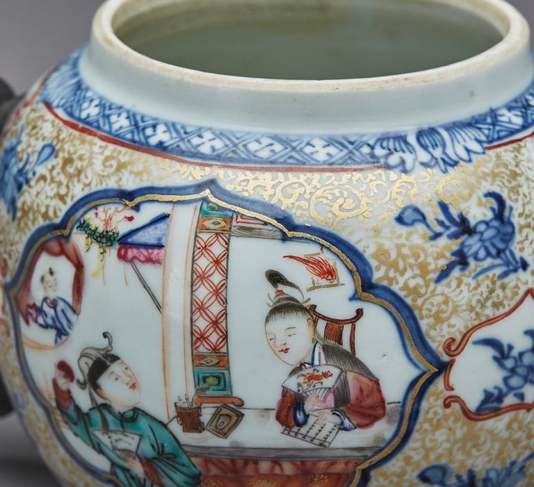 TEKANNA, porslin, Kina, Qianlong(1736-1795).