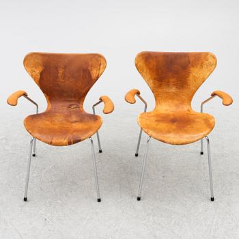 Arne Jacobsen, stolar, 8 st, "Sjuan", Fritz Hansen, Danmark, 1980-tal.