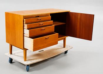 A 1950/60s sideboard.