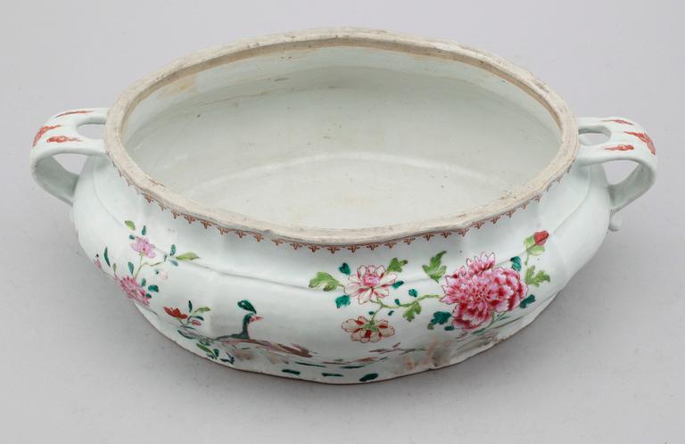 TERRIN, porslin, Kina, Qianlong 1736-1795.