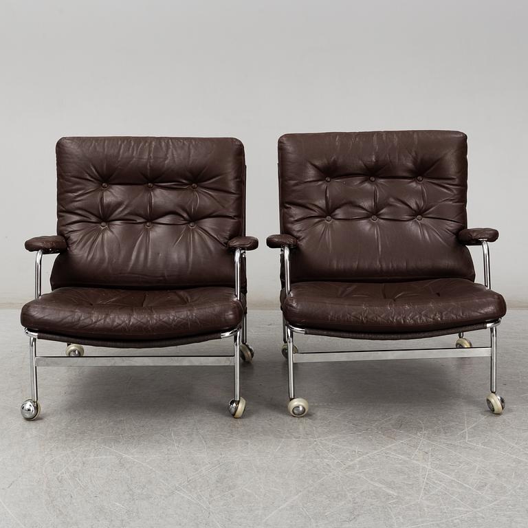 BRUNO MATHSSON, a pair of 'Karin' easy chairs, late 20th Century.
