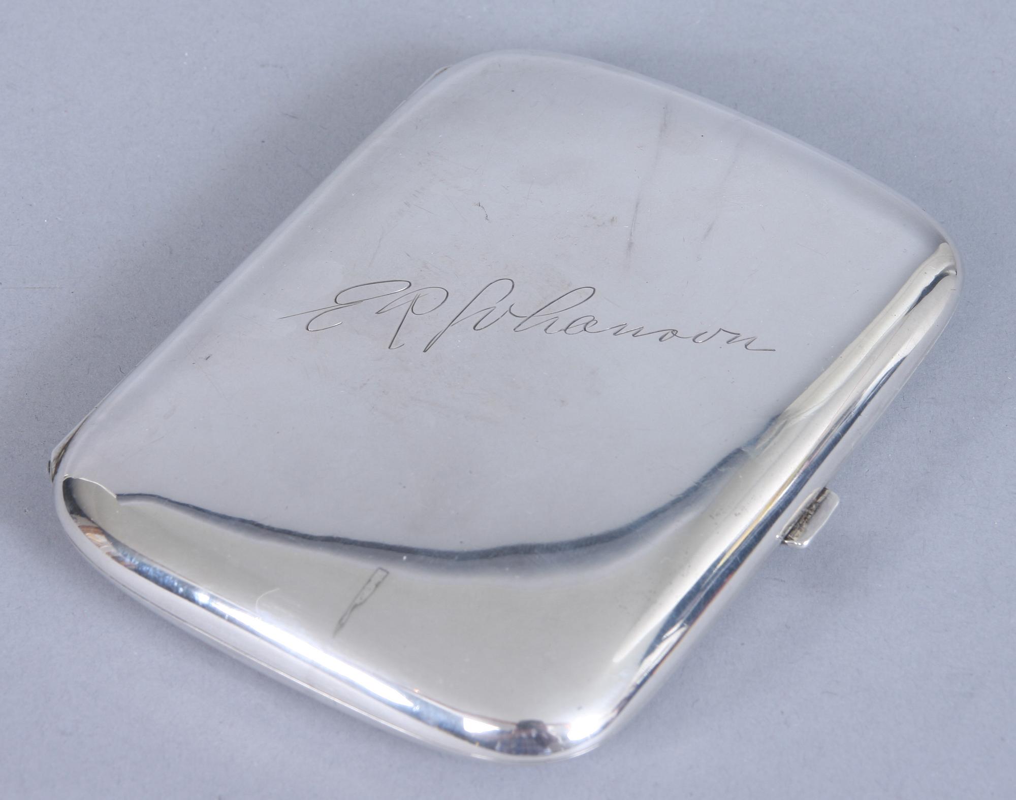 CIGARETTETUI, silver, importstämplar, 176 g.