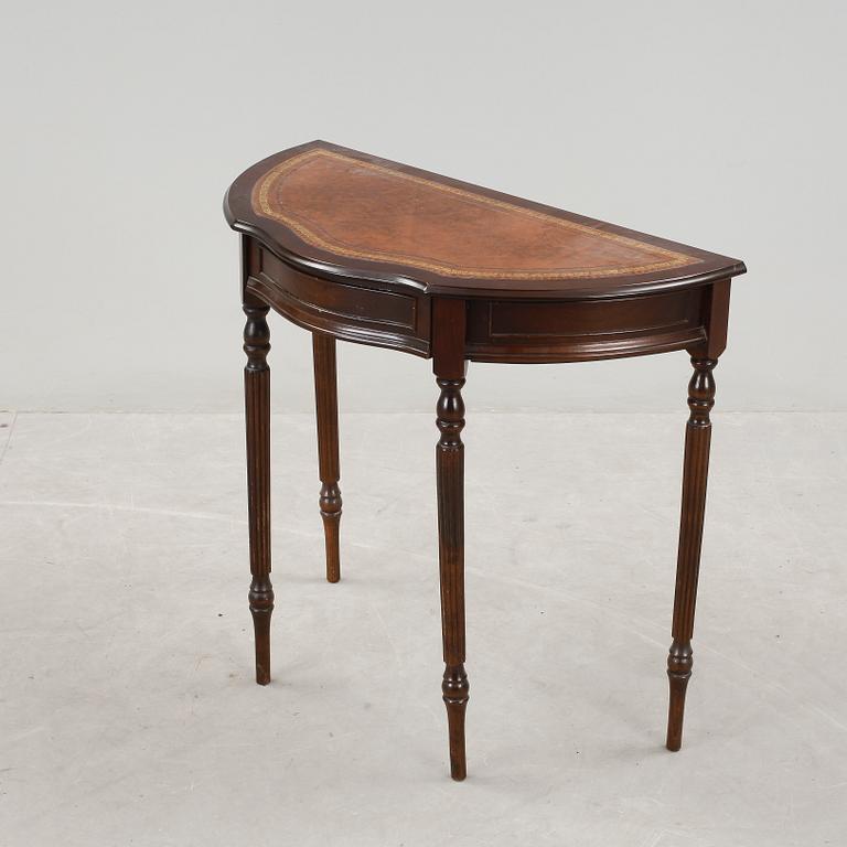 VÄGGBORD, engelsk stil, 1900-tal.