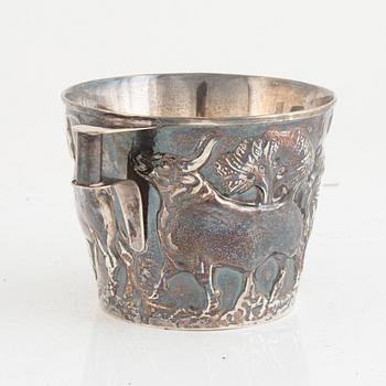 Ilias Lalaounis, mugg, sterling silver, kopia efter den antika Vafiobägaren, Grekland.