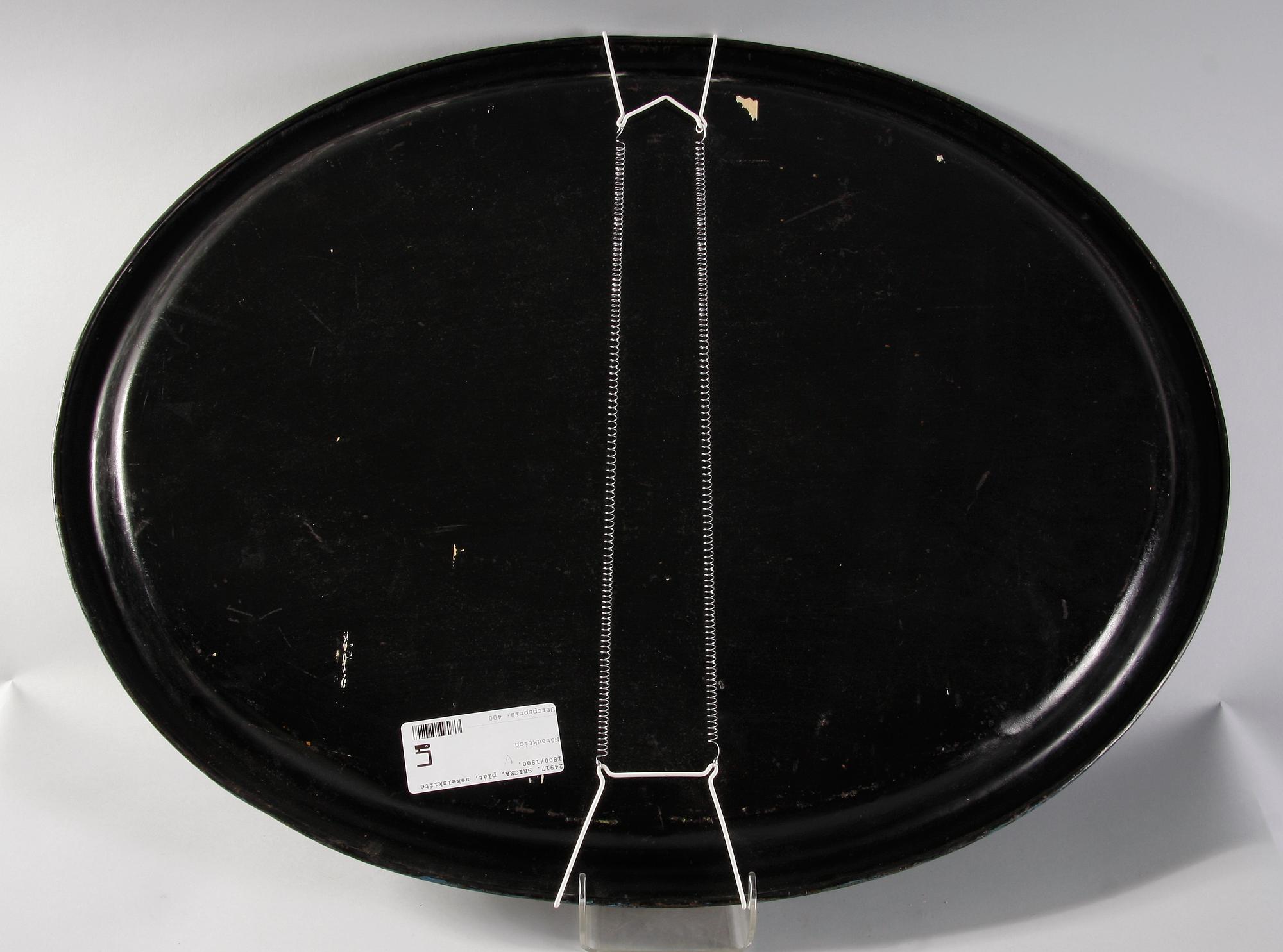 BRICKA, plåt, sekelskiftet 1800/1900.