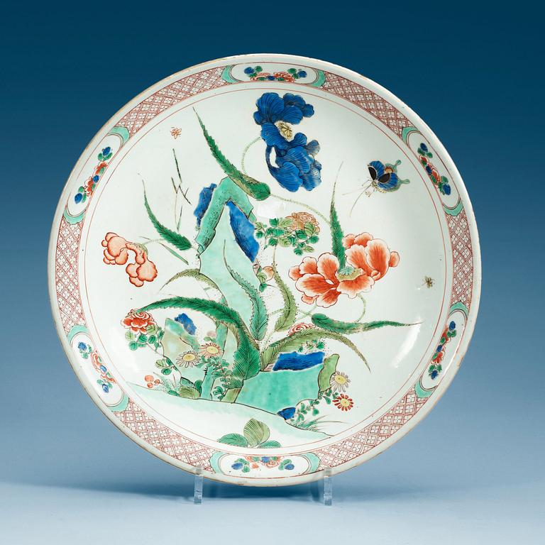 FAT, porslin. Qing dynastin, Kangxi (1662-1722).