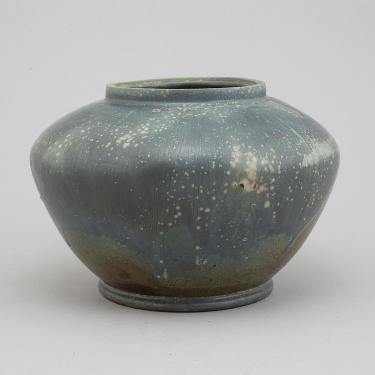 BODE WILLUMSEN & HANS HANSEN, a stoneware jar, Denmark, signed and dated 16-4-1937.