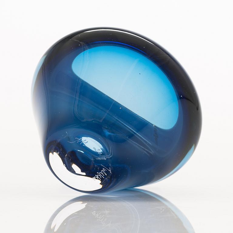 Marja Hepo-aho, glass sculpture 'Tulikko' signed MH 2017, Glass Studio Mafka&Alakoski Riihimäki.