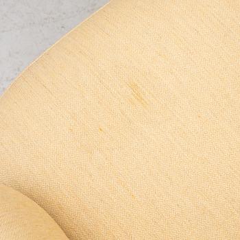 Carl Malmsten, a pair of 'Samsas' armchairs, AB O.H. Sjögren, Tranås, 21st Century.