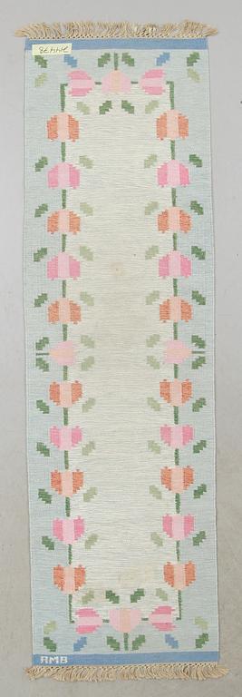MATTA, rölakan, Anne-Marie Boberg, signerad AMB. Ca 277 x 82 cm.