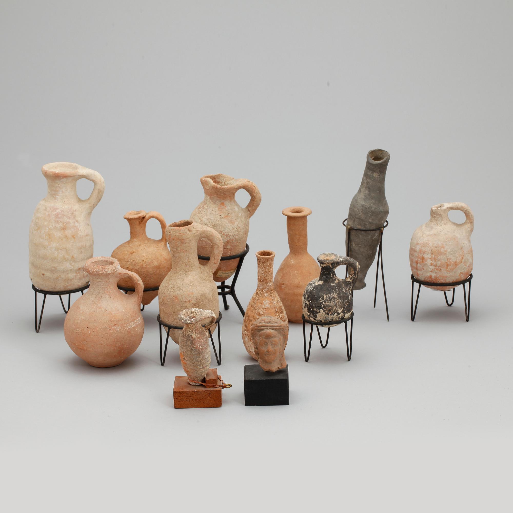 SAMLING LERGODS, 12 st, Cypern, möjligen forntida.