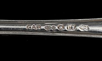 BESTICK, 35 st, silver, modell Svensk spets, GAB och CGH, 1900-tal. Tot vikt ca 1010g.
