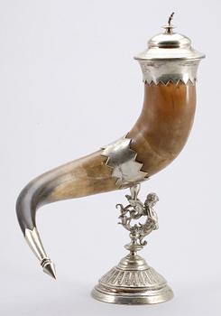 DRYCKESHORN, nysilver och horn, GAB, Stockholm, 1800-talets slut.