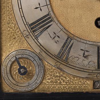CLAUDIUS DU CHESNE, BORDSPENDYL MED SPELVERK, Queen Anne, omkring år 1705.