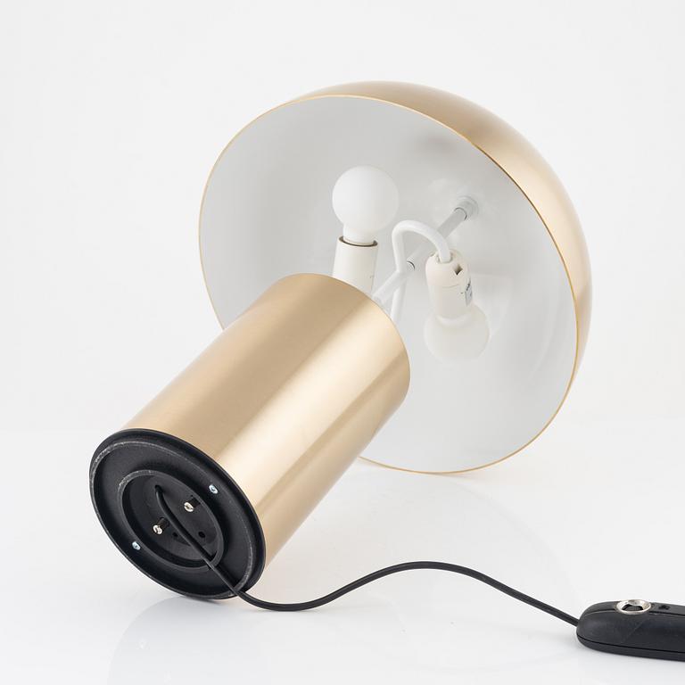 Vico Magistretti, bordslampa, "Atollo 239 Or", Oluce, Italien.