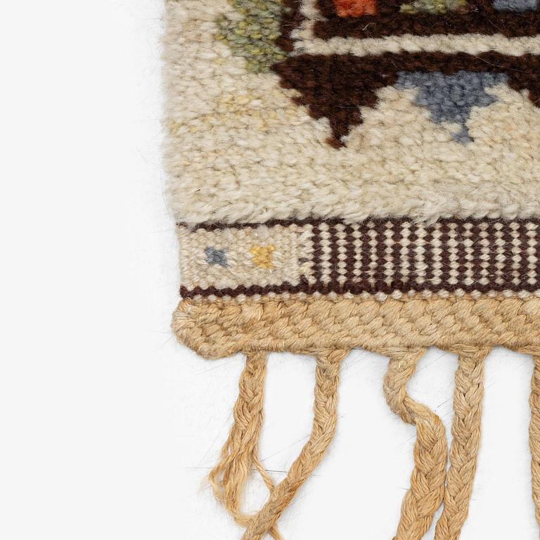 Märta Måås-Fjetterström, matta, "Ordspråksmattan" (Havamal), flossa, ca 341 x 223 cm, signerad AB MMF.