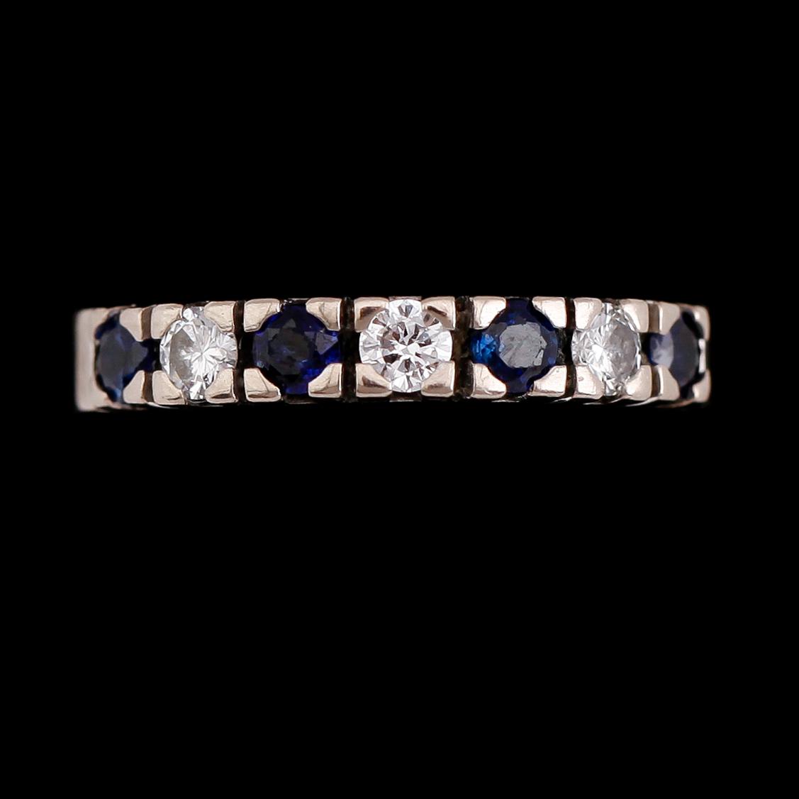 RING, 18 k vitguld, briljantslipade diamanter samt 5 safirer, svenska stämplar 1987.
