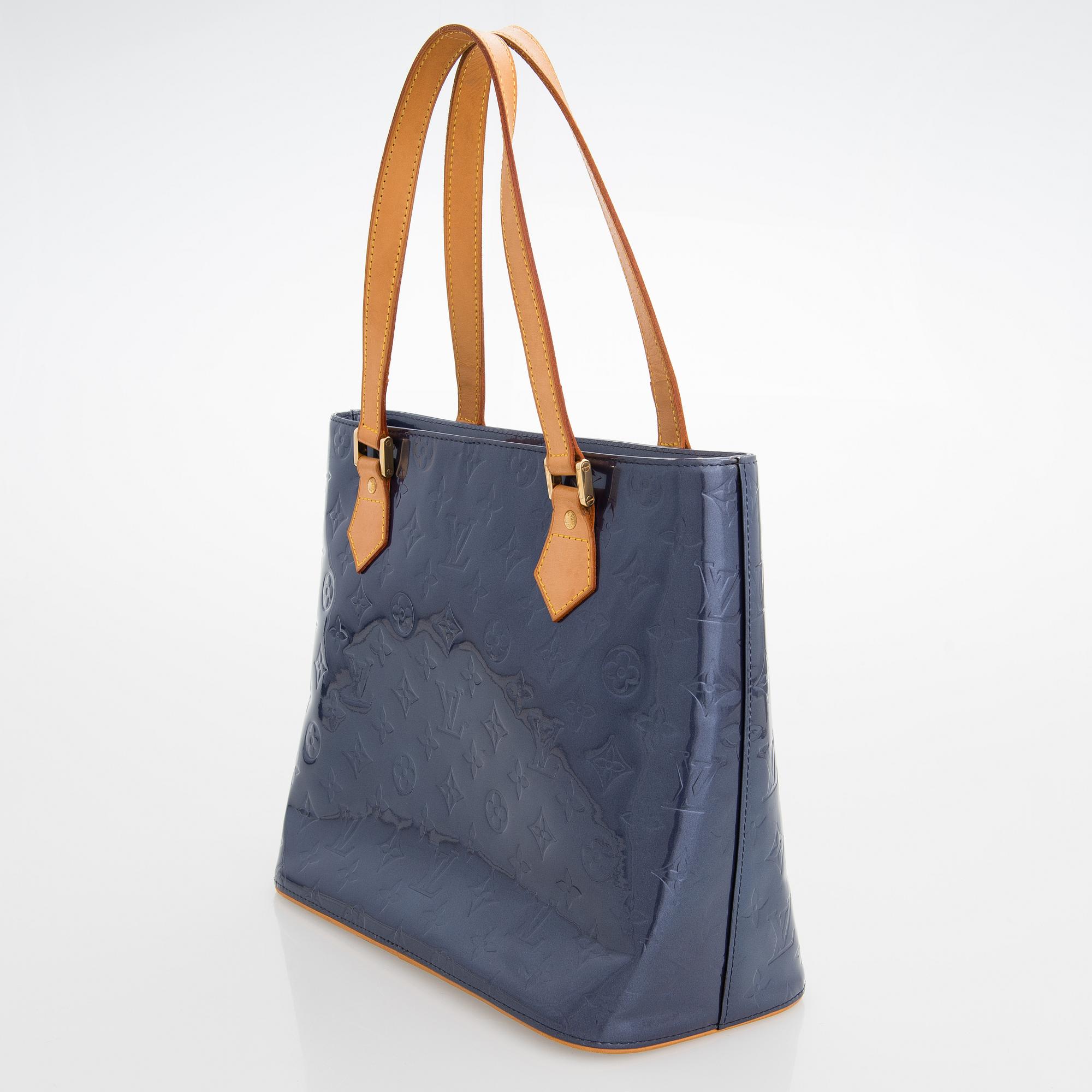 Louis Vuitton, A Monogram Vernis 'Houston' Bag.