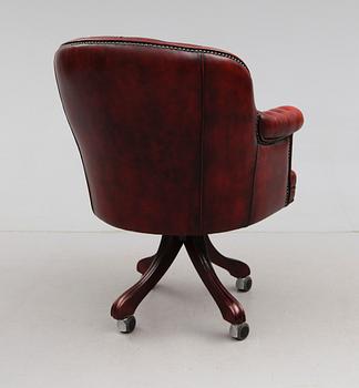 SKRIVBORDSSTOL, 1900-talets andra hälft.