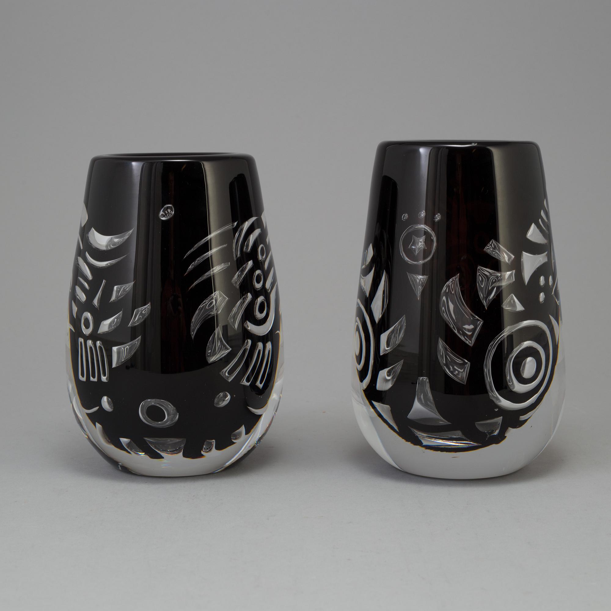 LARS HELLSTEN, vaser, 2 st, glas, Orrefors Gallery -88.