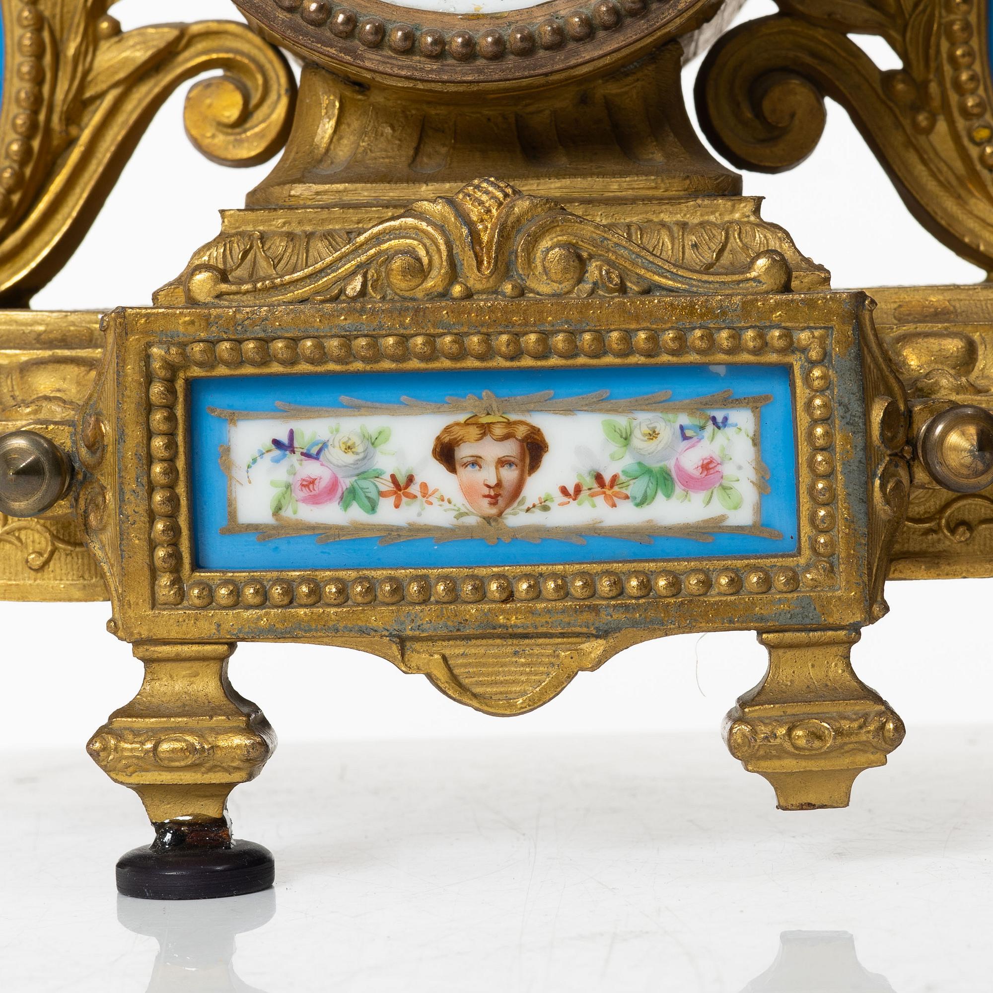 Bordspendyl, Frankrike, omkring år 1900. Louis XVI-stil.