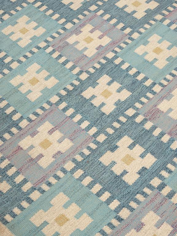 CARPET. "Vitsippa". Flat weave. 236,5 x 164,5 cm. Signed SB.