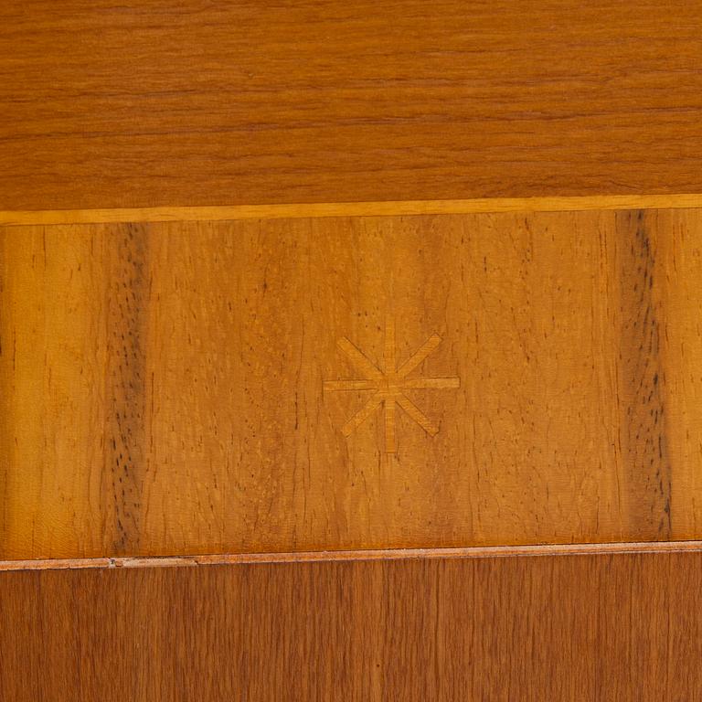 Cabinet, Reiners Möbelfabrik, Mjölby 1930s.