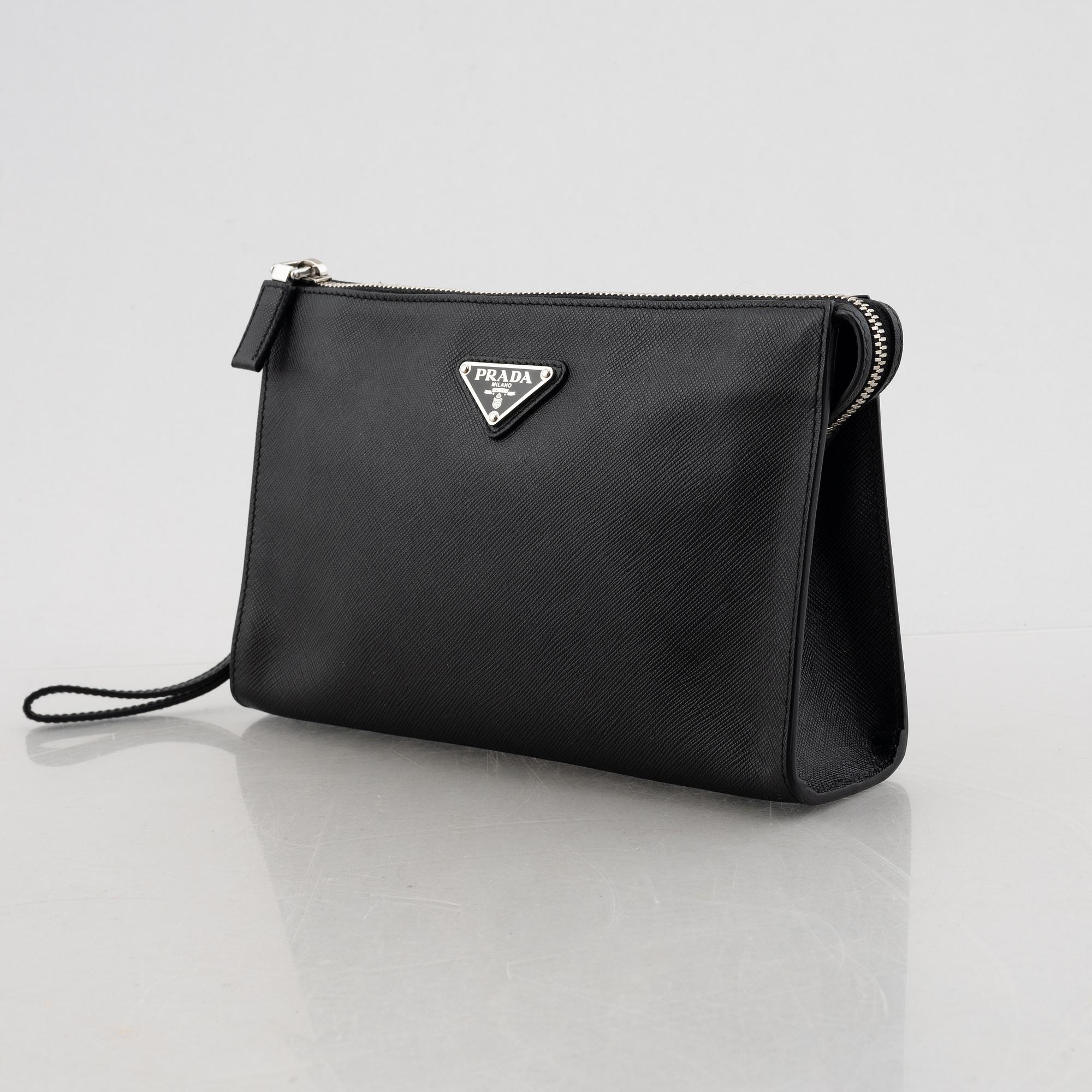 Prada, clutch.