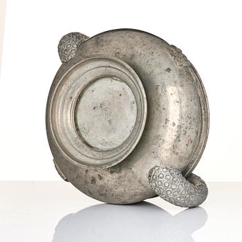 Anna Petrus, & Estrid Ericson, a pewter bowl with handles, model A 309, Firma Svenskt Tenn, Stockholm, 1927.