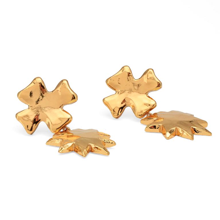 CHRISTIAN LACROIX, a pair of earclips.
