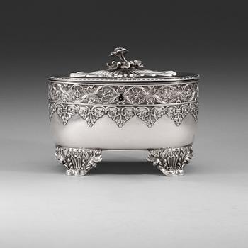 1024. A Swedish 19th century silver sugar-casket, marks of Gustaf Möllenborg, Stockholm 1838.