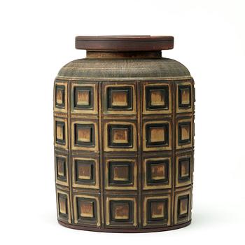 Wilhelm Kåge, A Wilhelm Kåge 'Farsta' stoneware jar and cover, Gustavsberg studio 1960.