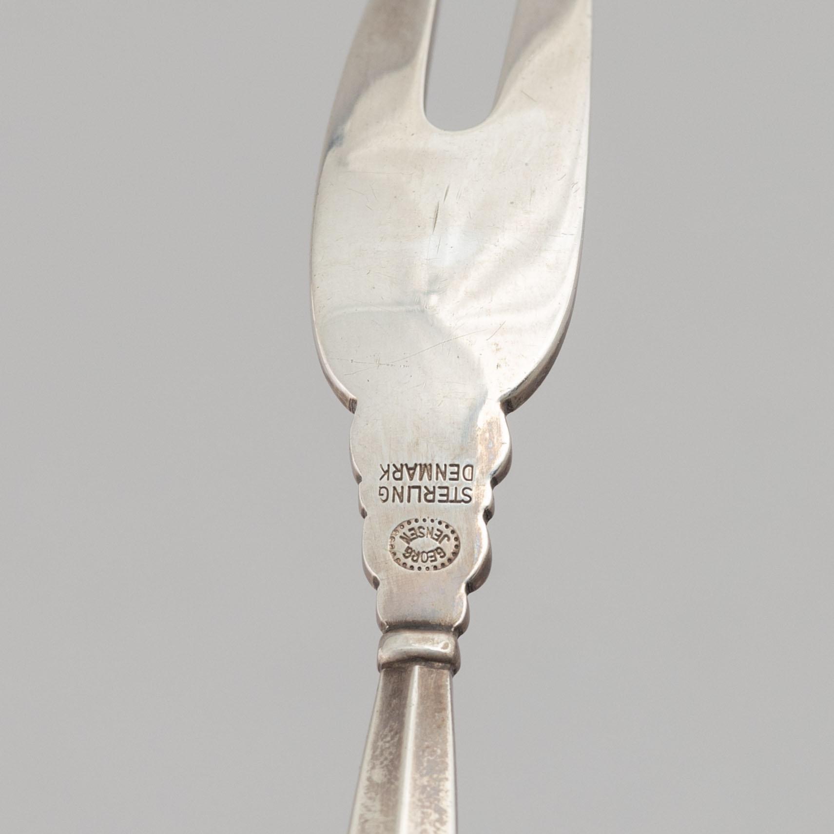 Johan Rohde, cutlery, 3 pieces, silver, model Dronning/Acanthus, Georg Jensen, Denmark.