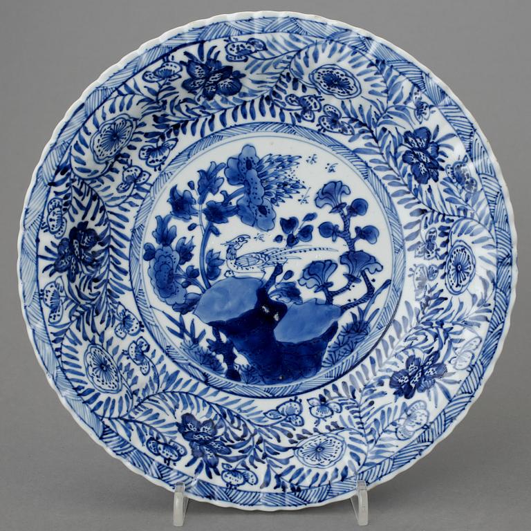 TALLRIKAR, ett par, Kangxi, 1662-1722).